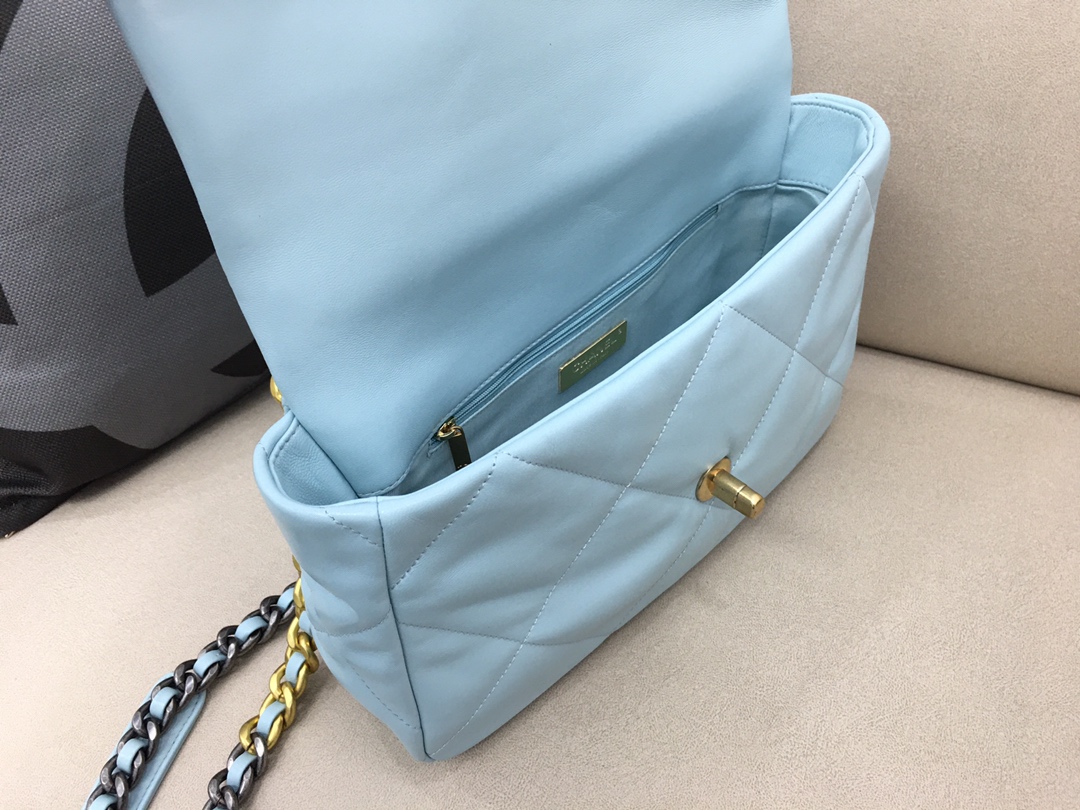 Lambskin 19 Large Handbag Flap Bag AS1161 Sky Blue